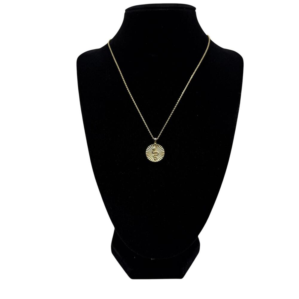 Gold Tone Serpent Medallion Pendant Necklace Delicate Chain Fashion Jewelry 16in